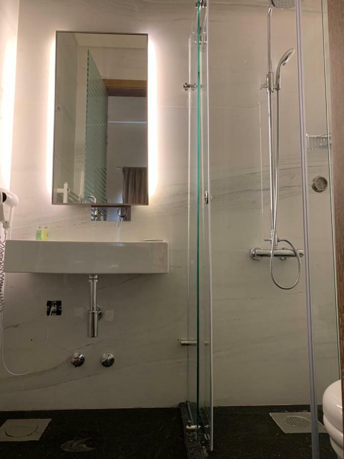 El Boutique Hotel Тир Екстер'єр фото